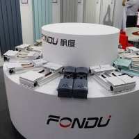 如何選擇一家好的暖氣片廠家？